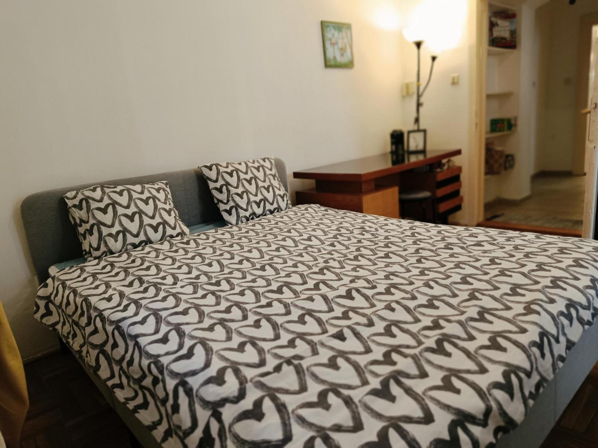 Flat In Historic Villa With Your Own Private Garden, Near City Park Budapest Exteriör bild